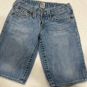True religion joey shorts big T size 26